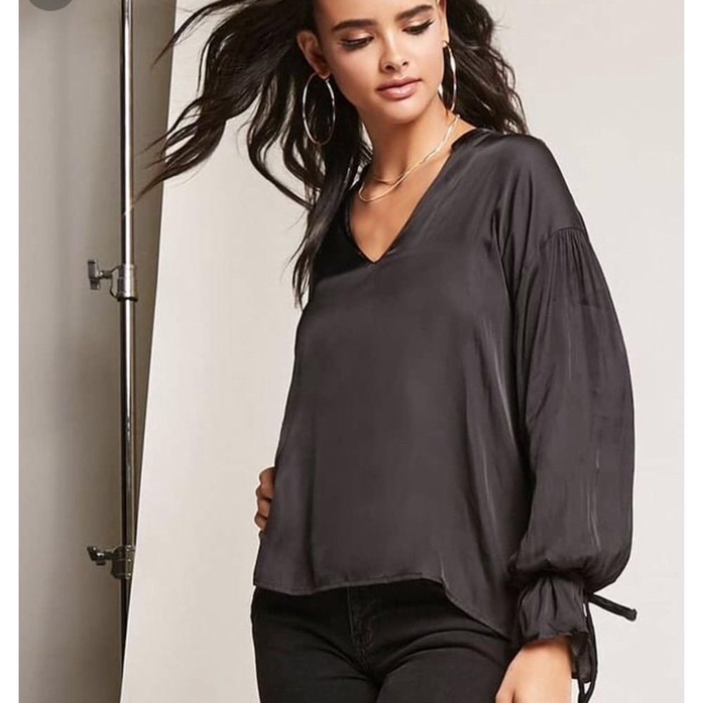Forever 21 Satin Ruffle Sleeve Top